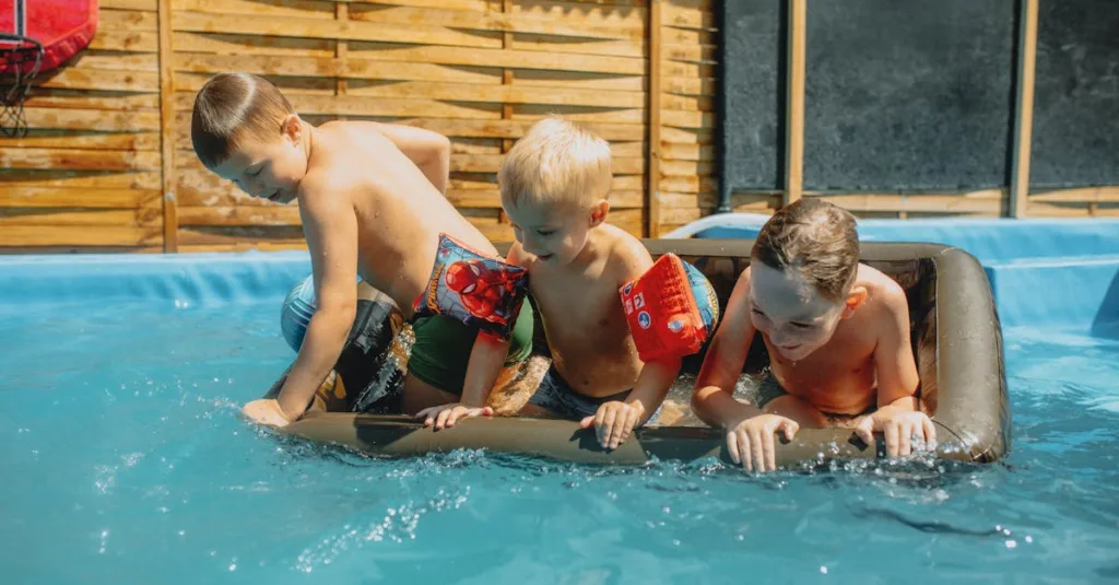 découvrez notre mini piscine compacte, idéale pour les petits espaces. profitez d'un espace détente élégant et pratique, parfait pour votre jardin ou votre terrasse.